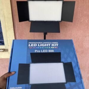 Led 800 pro with tripod stand